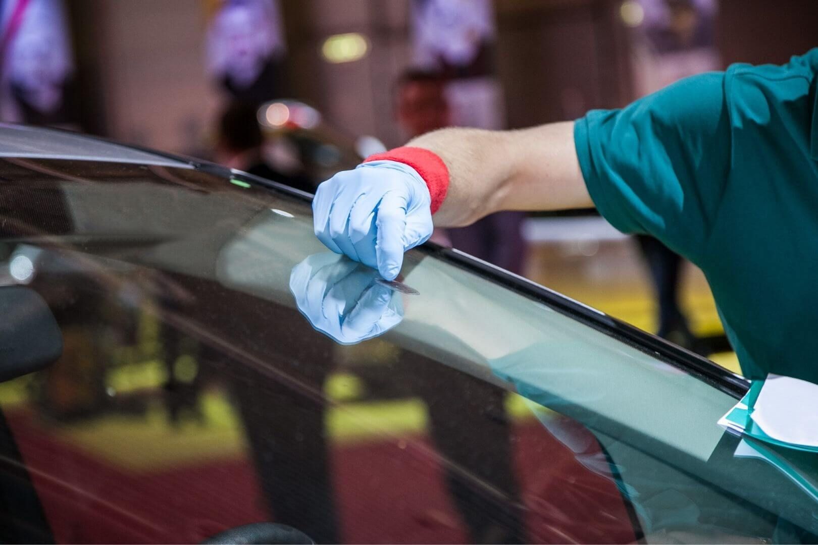 Windshield repair and replacement in Tucson
